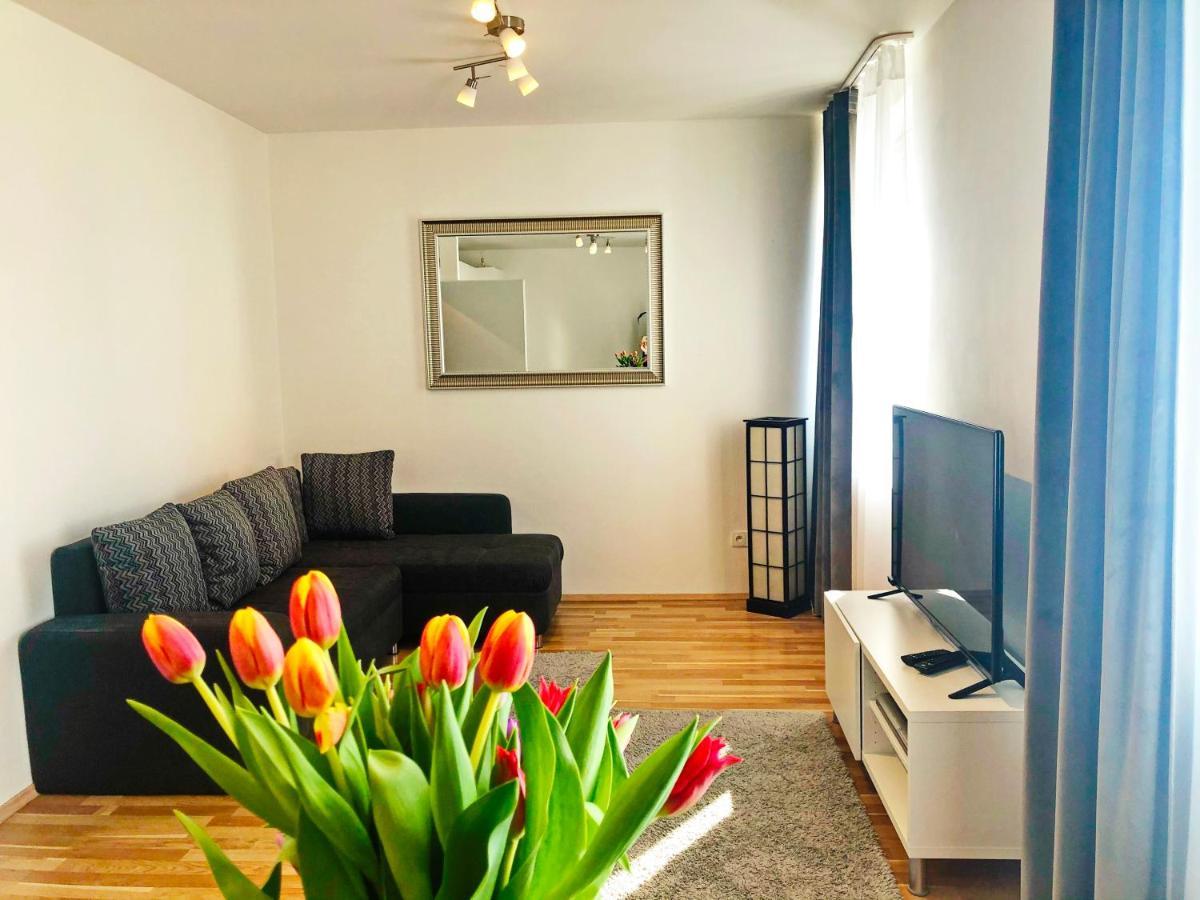 Apartament On The